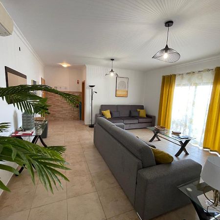 Lucas House 3 - Garden Apartment Lagos Bagian luar foto